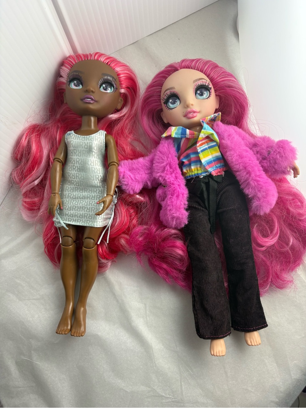 Lot of 2 Rainbow High Dolls Pink Hair / Clothes & Accessories